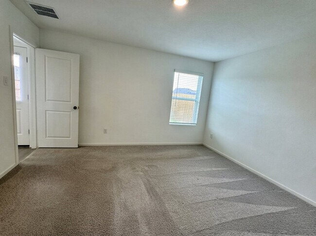 Building Photo - 26710 Dalmatian Bellflower Dr