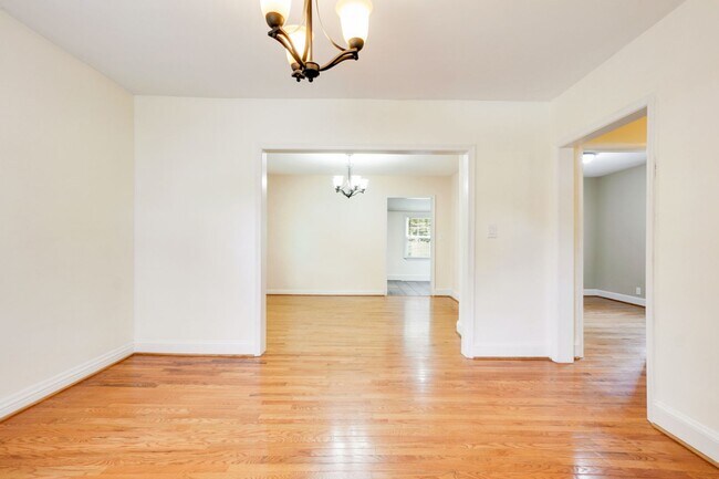 Building Photo - A GEM IN RIVERDALE HEIGHTS!