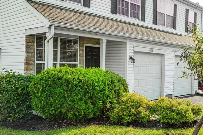 Building Photo - Townes of West Albany