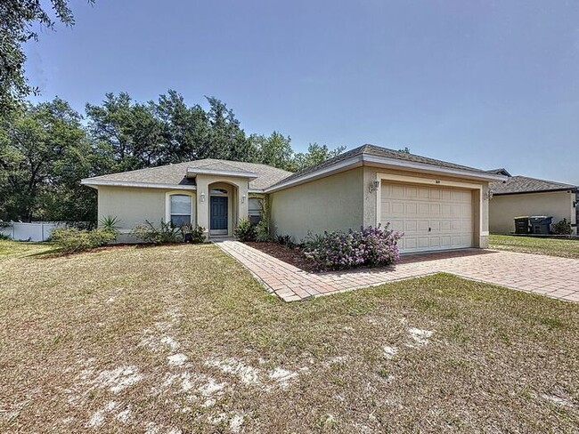 Building Photo - Charming 3-Bedroom Rental in Poinciana