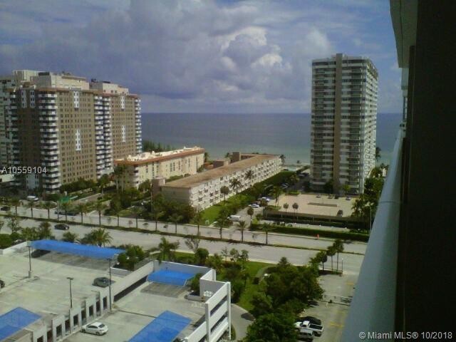 Building Photo - 1965 S Ocean Dr