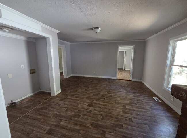 Building Photo - 828 Grady St