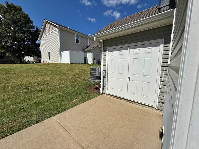 Enjoy your own private space, plus separate outdoor storage. - 3010 Bellflower Cir