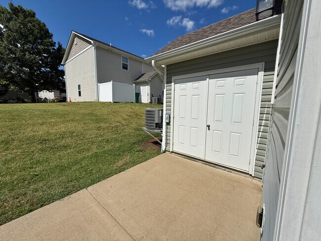 Enjoy your own private space, plus separate outdoor storage. - 3010 Bellflower Cir