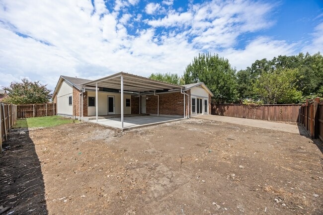 Building Photo - 7418 Boisenberry Ln