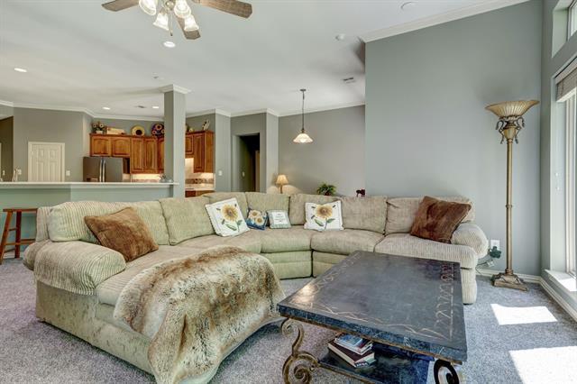 Building Photo - 9 Avalon Dr