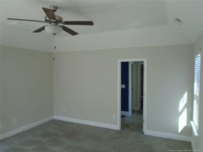Building Photo - 2240 Mannington Dr