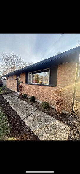 Building Photo - 1611 Vilardo Ln