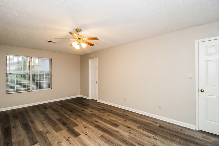 Building Photo - 3078 Jessica Dr