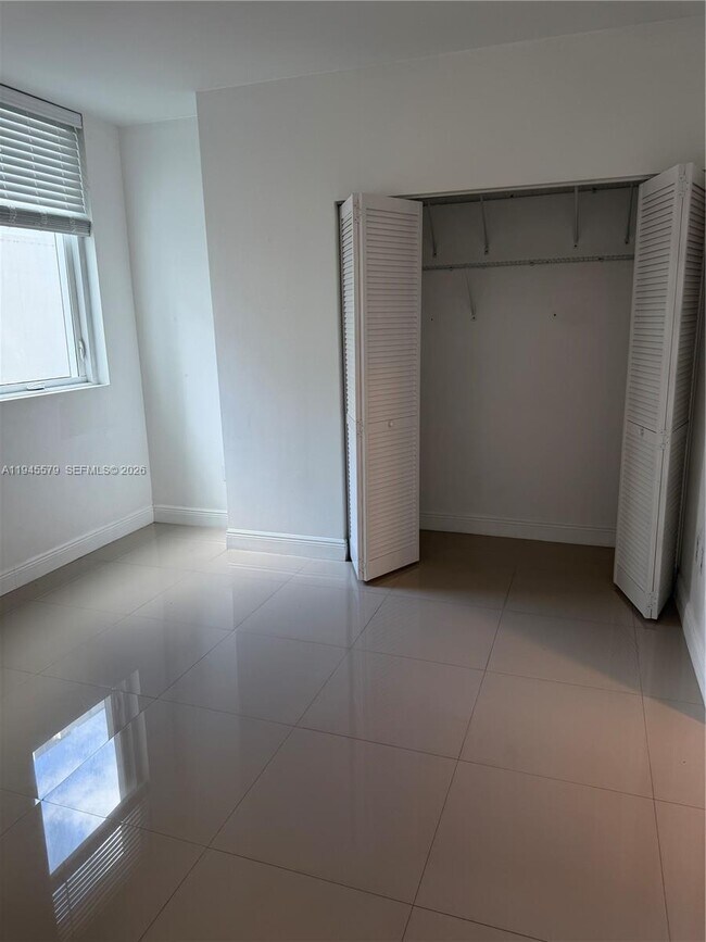 Building Photo - 244 Biscayne Blvd