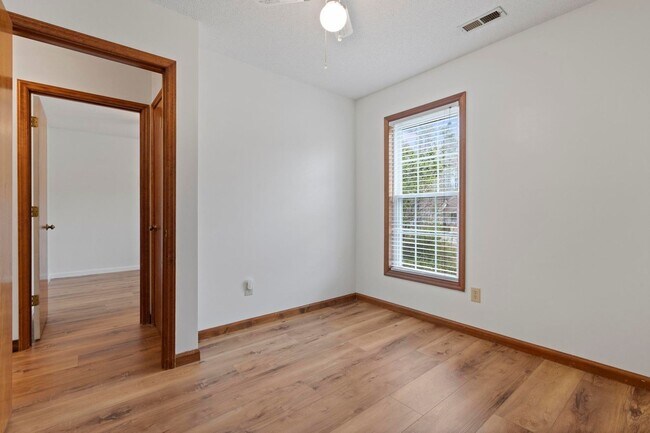 Building Photo - 617 Fitzgerald Dr