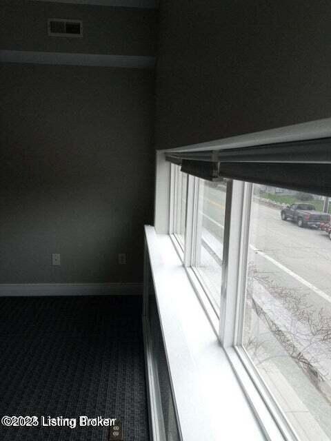 Building Photo - 2415 Brownsboro Rd