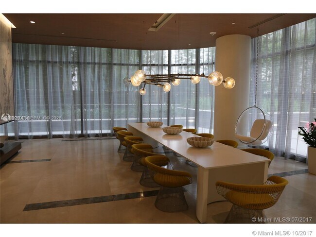 Building Photo - 55 SW 9th St