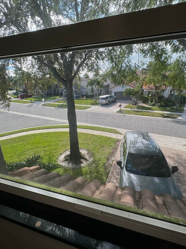 Building Photo - 10366 Buena Ventura Dr