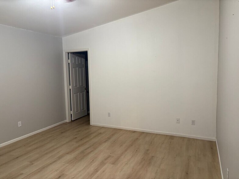Building Photo - 66278 3rd St