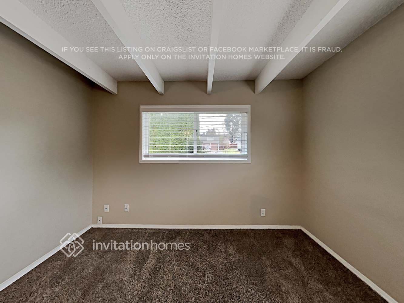 Building Photo - 469 Reiten Rd