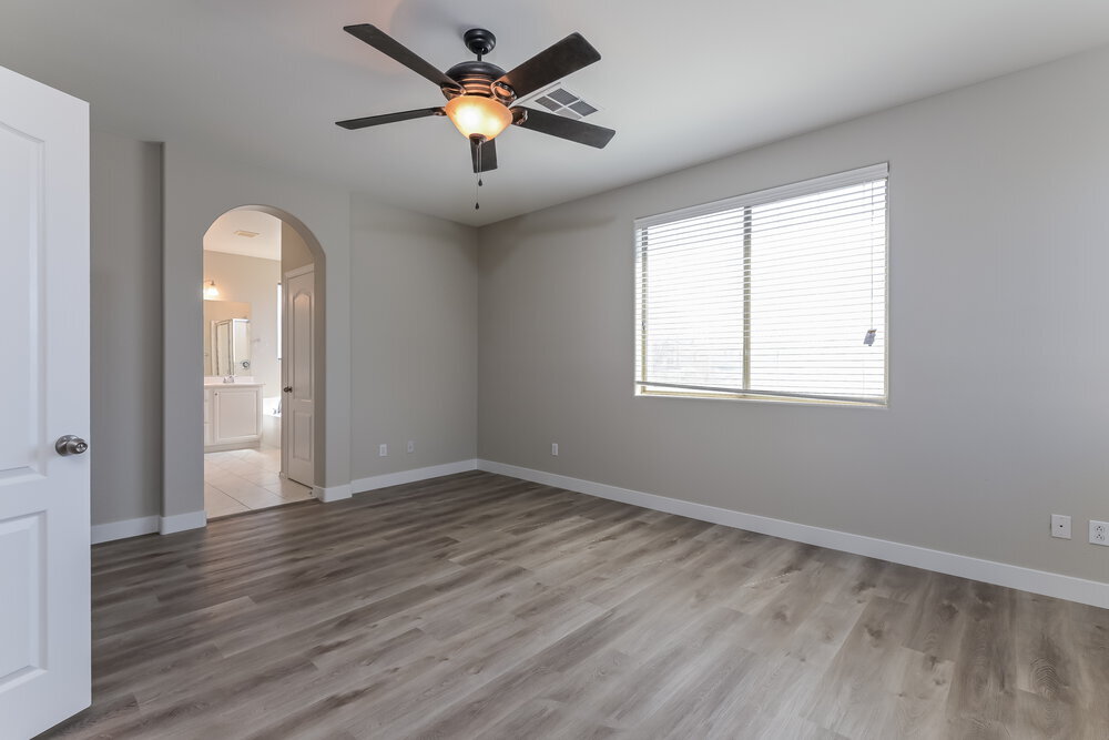 Building Photo - 613 Bright Valley Pl