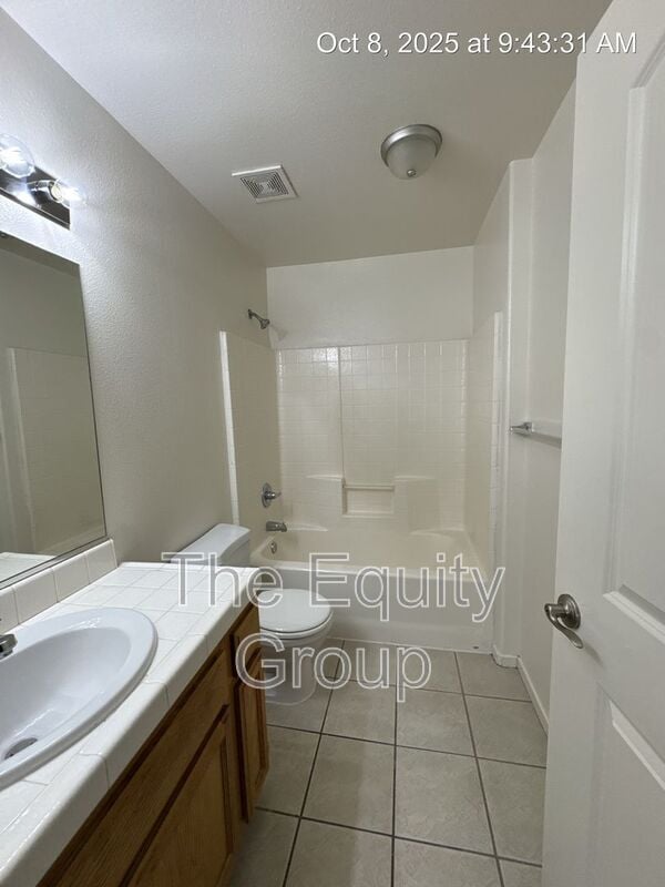 Building Photo - 2846 N Zachary St