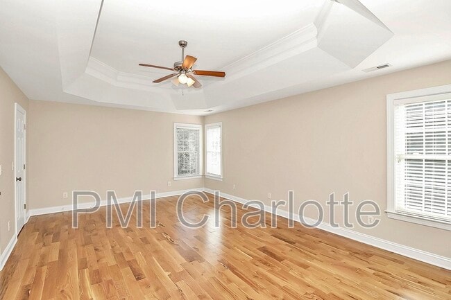 Building Photo - 14308 Harvington Dr