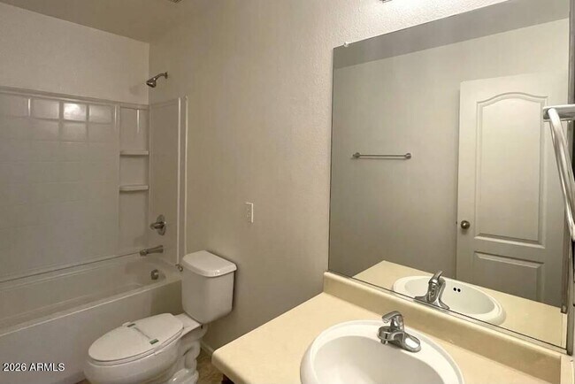 Building Photo - 7811 S 63rd Dr