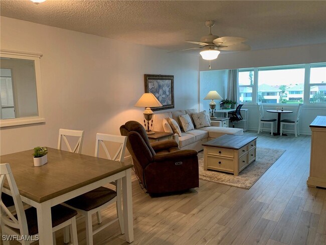Building Photo - 1624 Pine Valley Dr