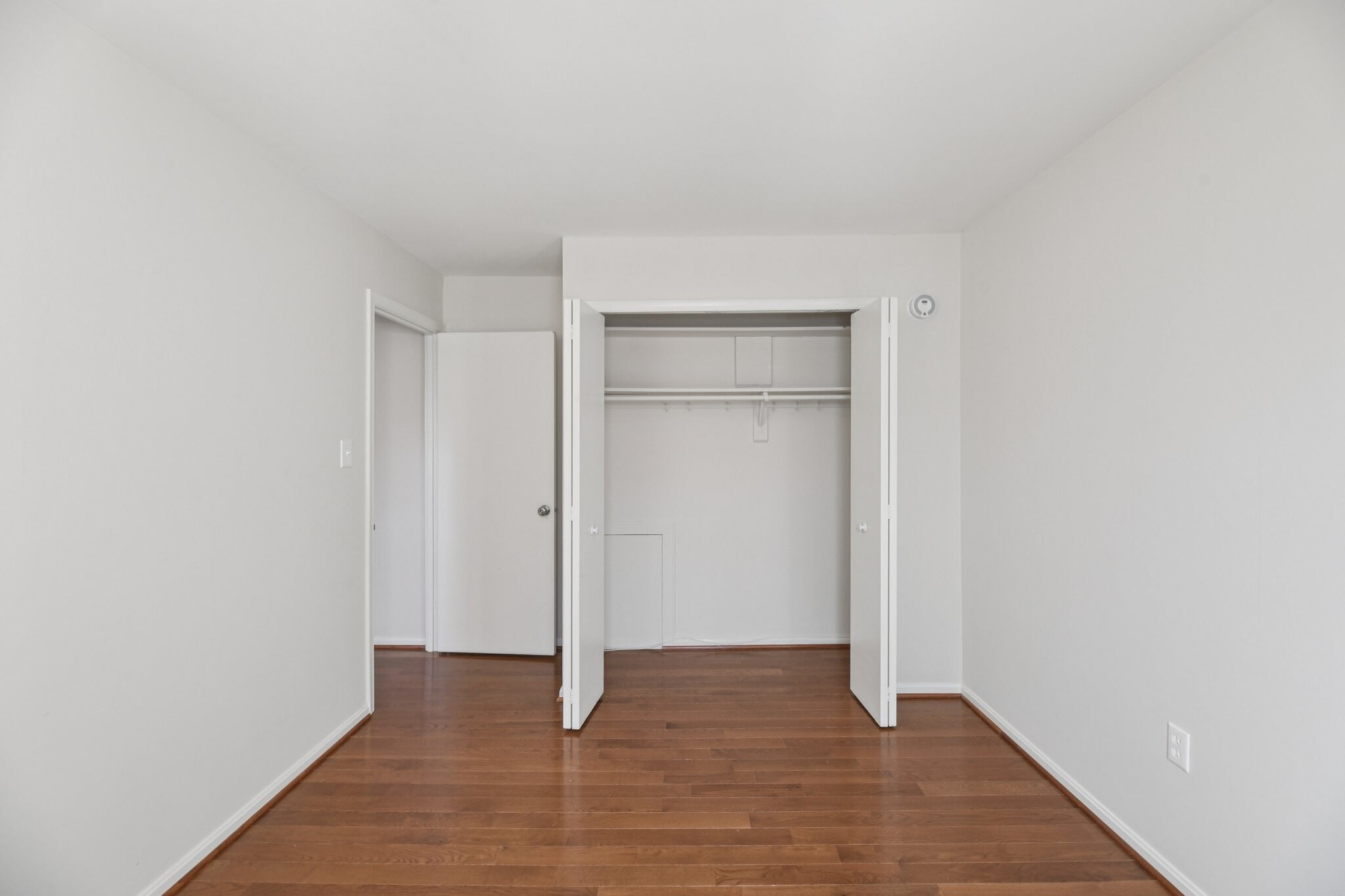 Building Photo - 9934 Longford Ct