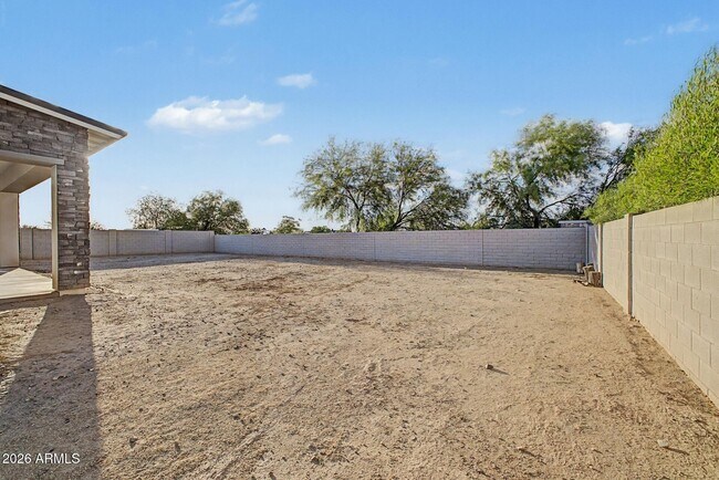 Building Photo - 20628 E Marsh Rd