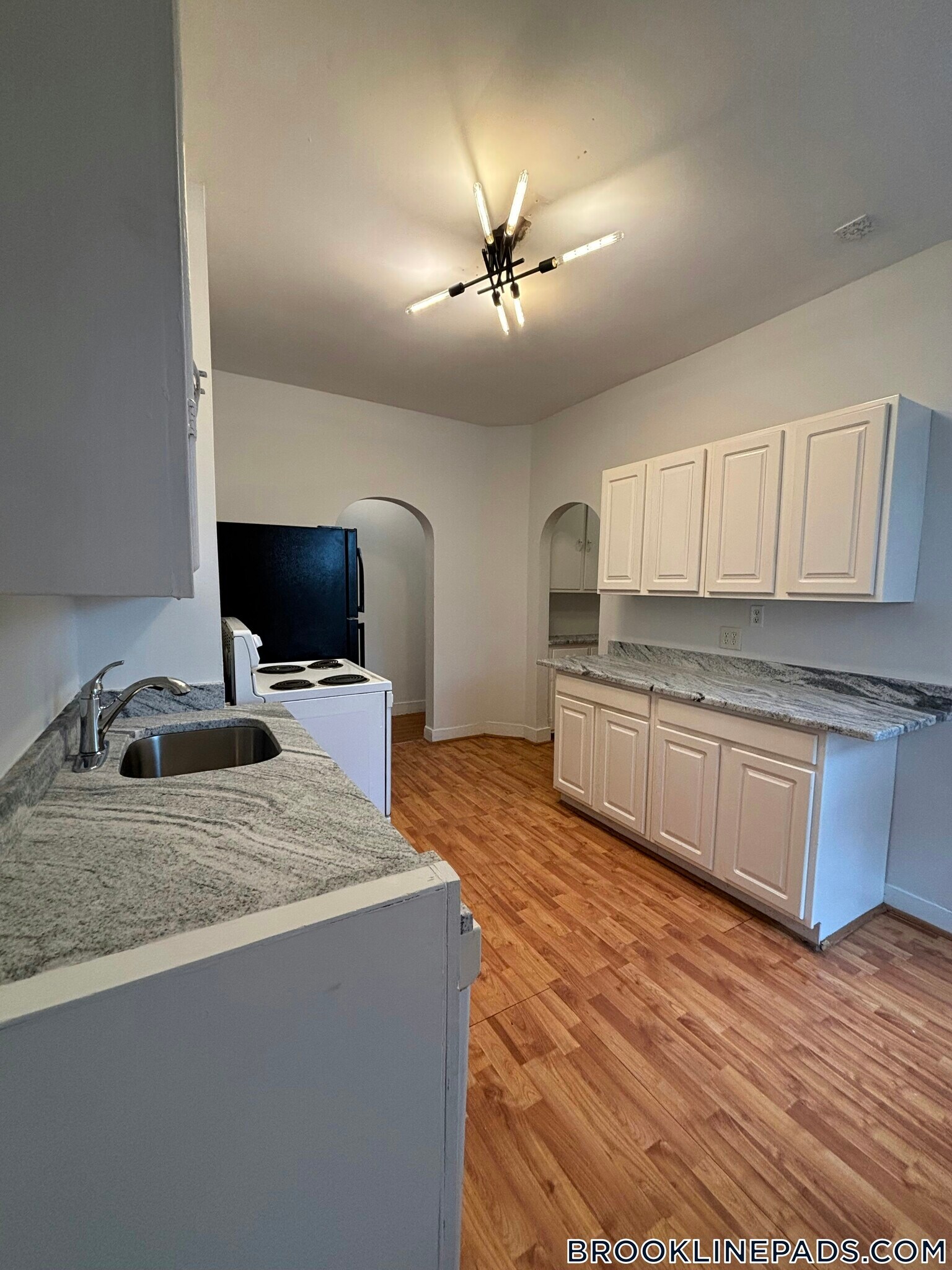 Building Photo - 227 Winchester St