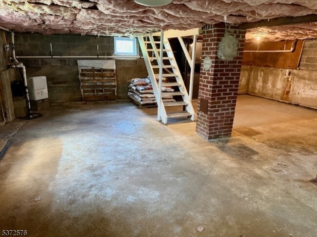 Building Photo - 1 Alphano Rd