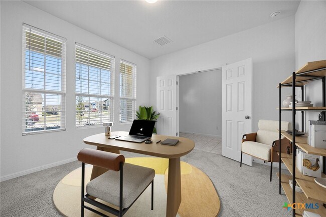 Building Photo - 17629 Shafer Dr