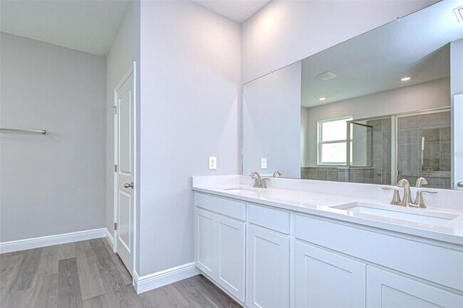 Building Photo - 2286 Sienna Spruce St