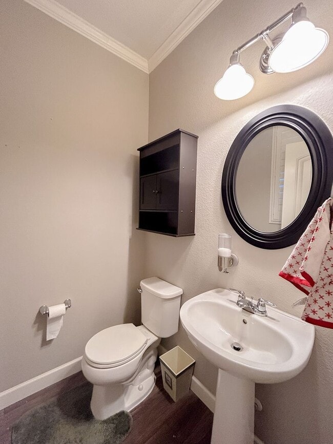 Building Photo - 8056 E 53rd Dr