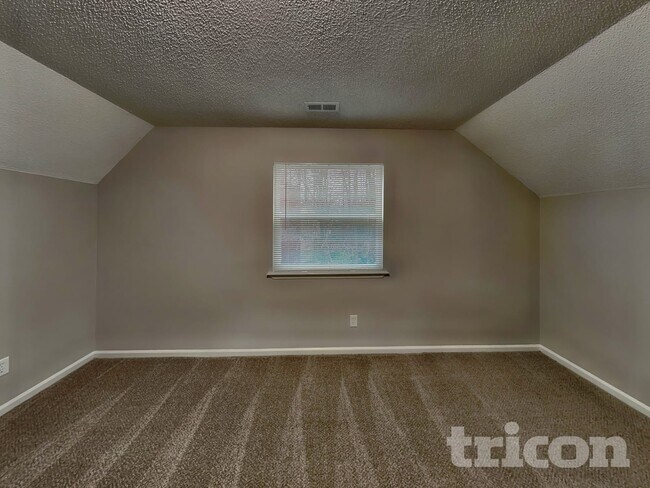 Building Photo - 6000 Whitewater Dr