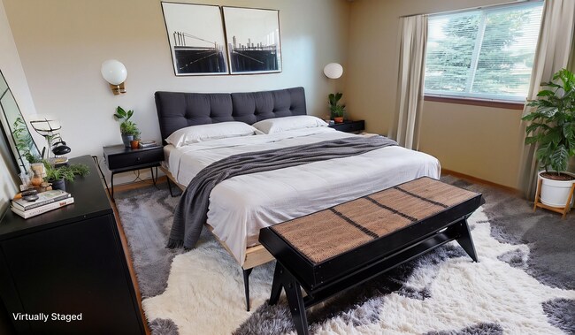 Building Photo - 2 BD, BOTTOM LEVEL, NO STEPS, IN UNIT WASH...