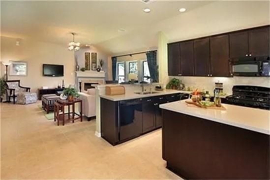 Building Photo - 17023 Tallgrass Prairie Ln
