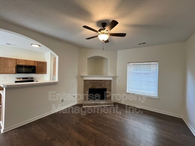 Building Photo - 10174 Sorrento Pl