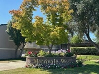 Building Photo - Large and Beautiful 2-Story Townhouse in D...