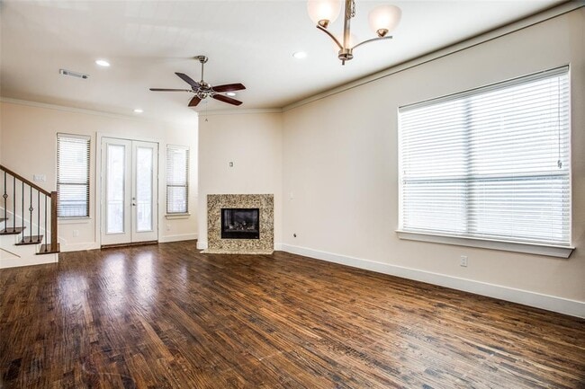 Building Photo - 4323 Dickason Ave