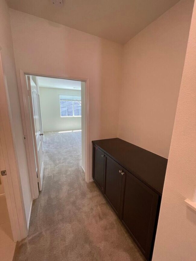 Building Photo - 30474 Downtown Way