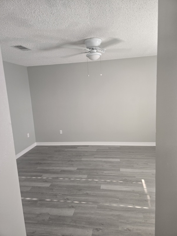 Building Photo - 42470 Barry Ct