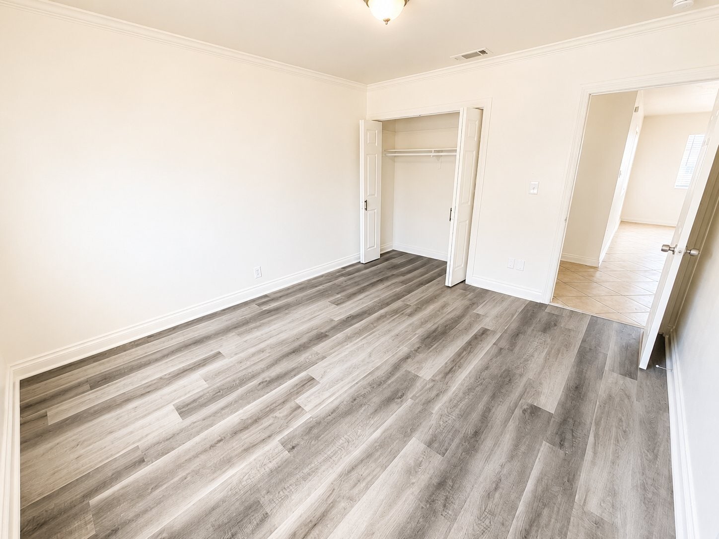 Building Photo - 1656 Bryn Mawr Ct