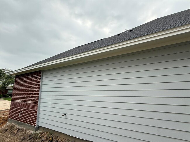 Building Photo - 3826 St Simon Manor Dr