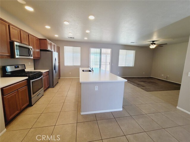 Building Photo - 16192 Mesa Largo St