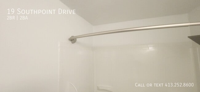 Building Photo - 19 Southpoint Dr