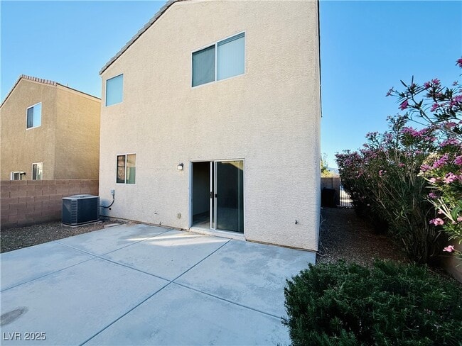 Building Photo - 9342 Winebrook Ave