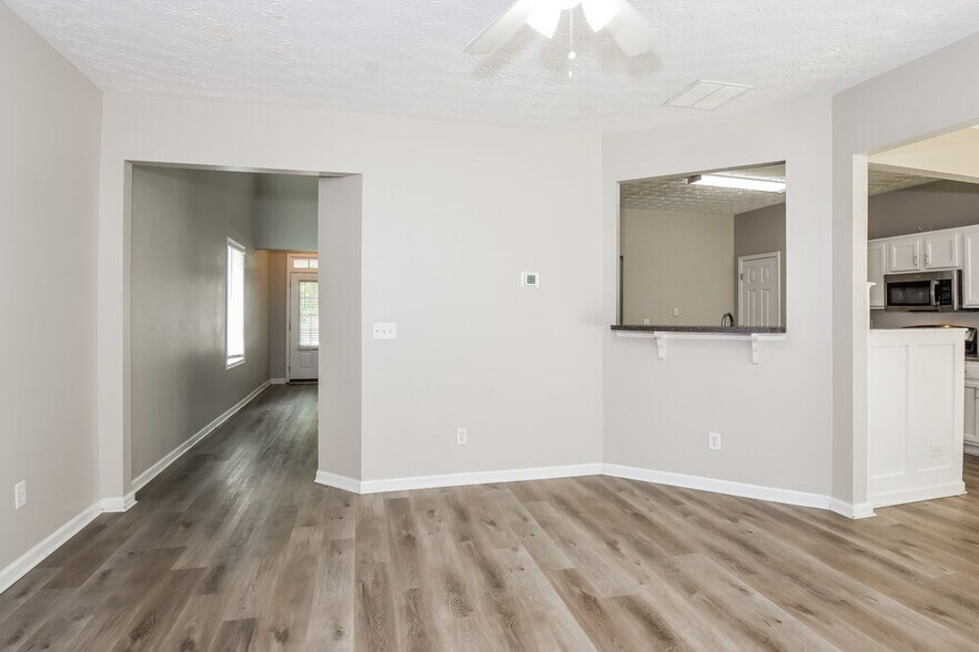 Building Photo - 222 Winterbury Dr