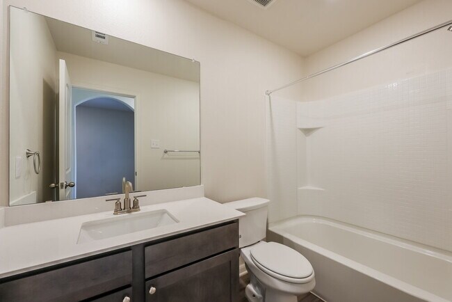 Building Photo - 1301 Redpine Dr
