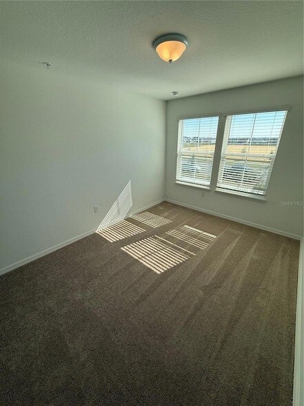 Building Photo - 4609 Orchard View Aly