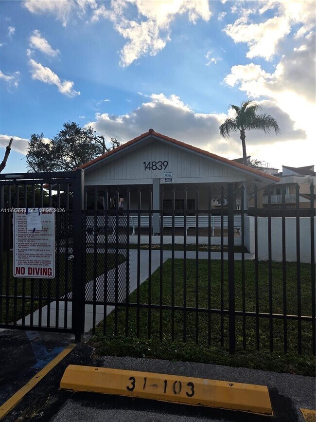 Building Photo - 14827 SW 80th St