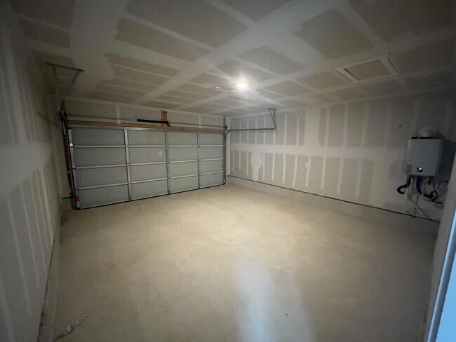 Building Photo - 5716 Alope Wy